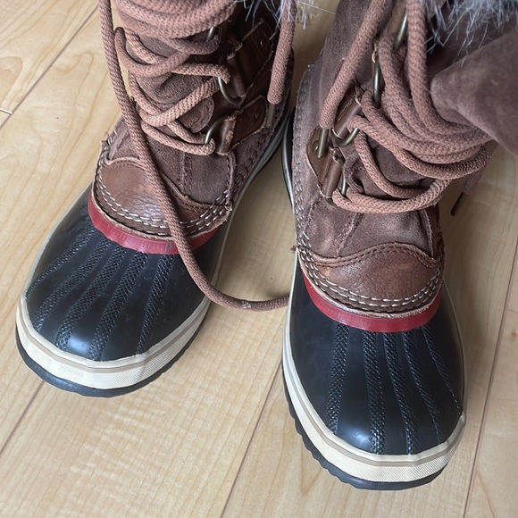 Sorel Joan of the Arctic Boots - Picture 2 of 9